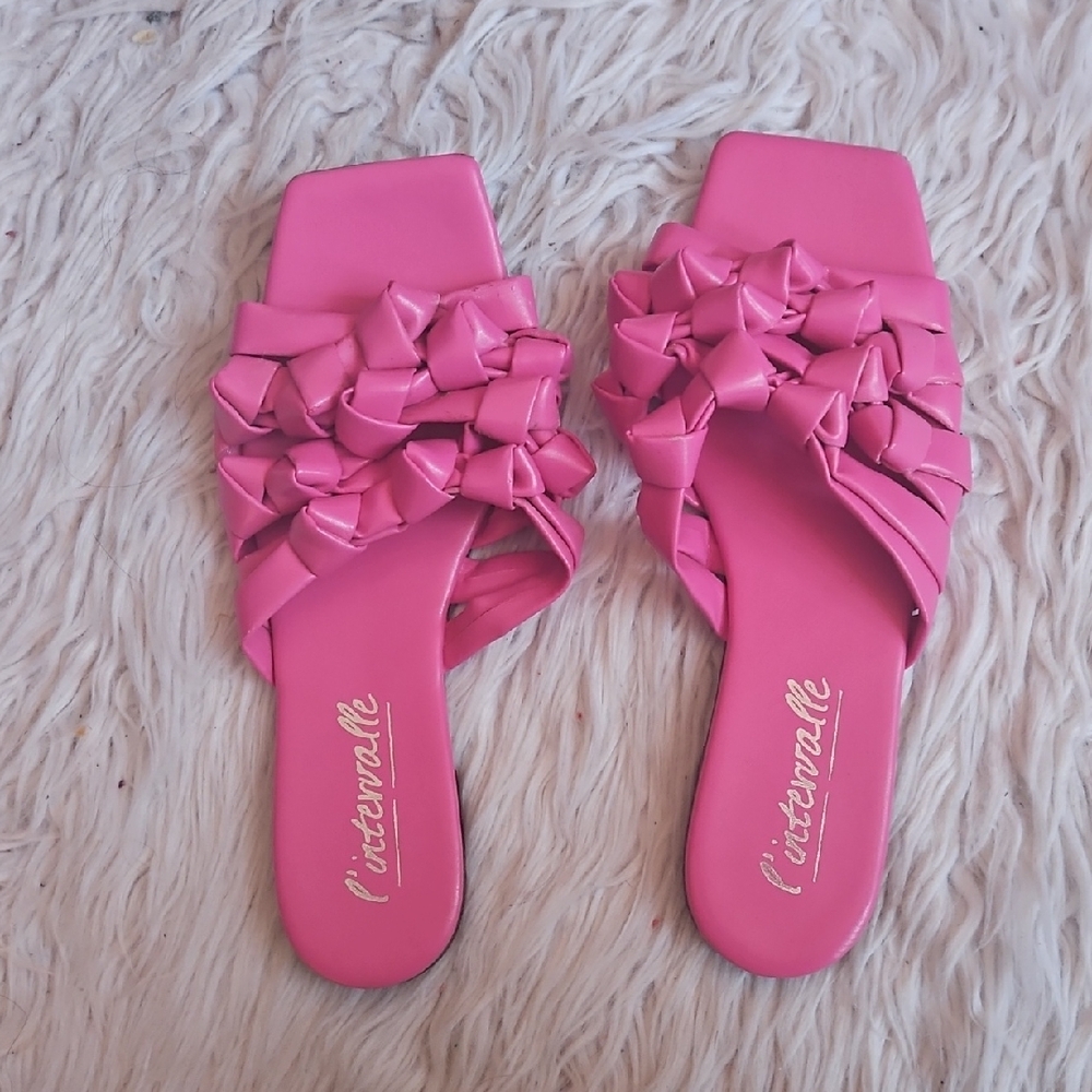 Vibrant Pink Casual Slip-On Sandals